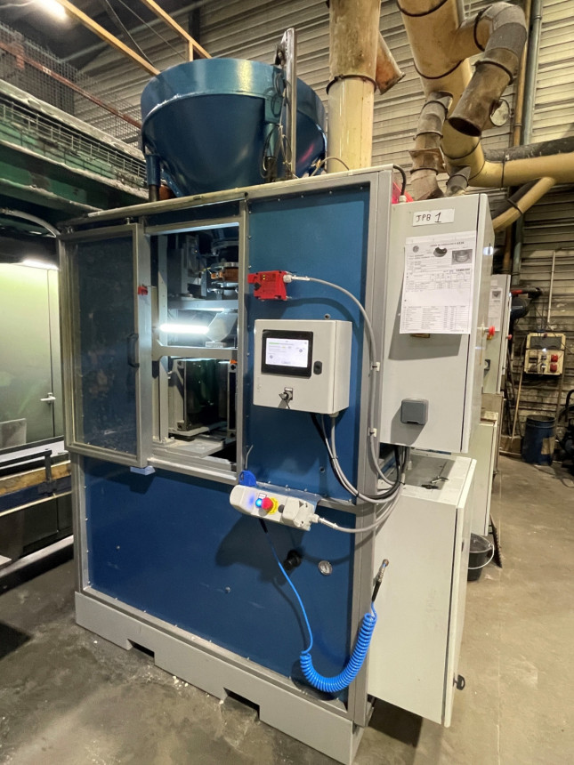 Nouvelle machine de noyautage