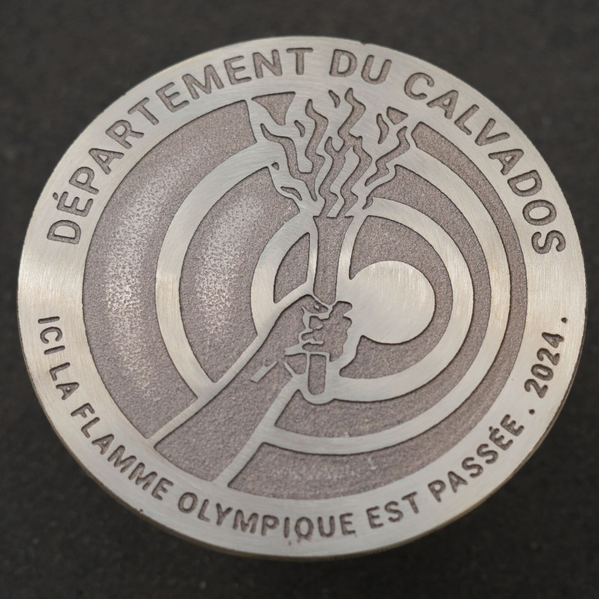 Clou Flamme Olympique de Paris 2024