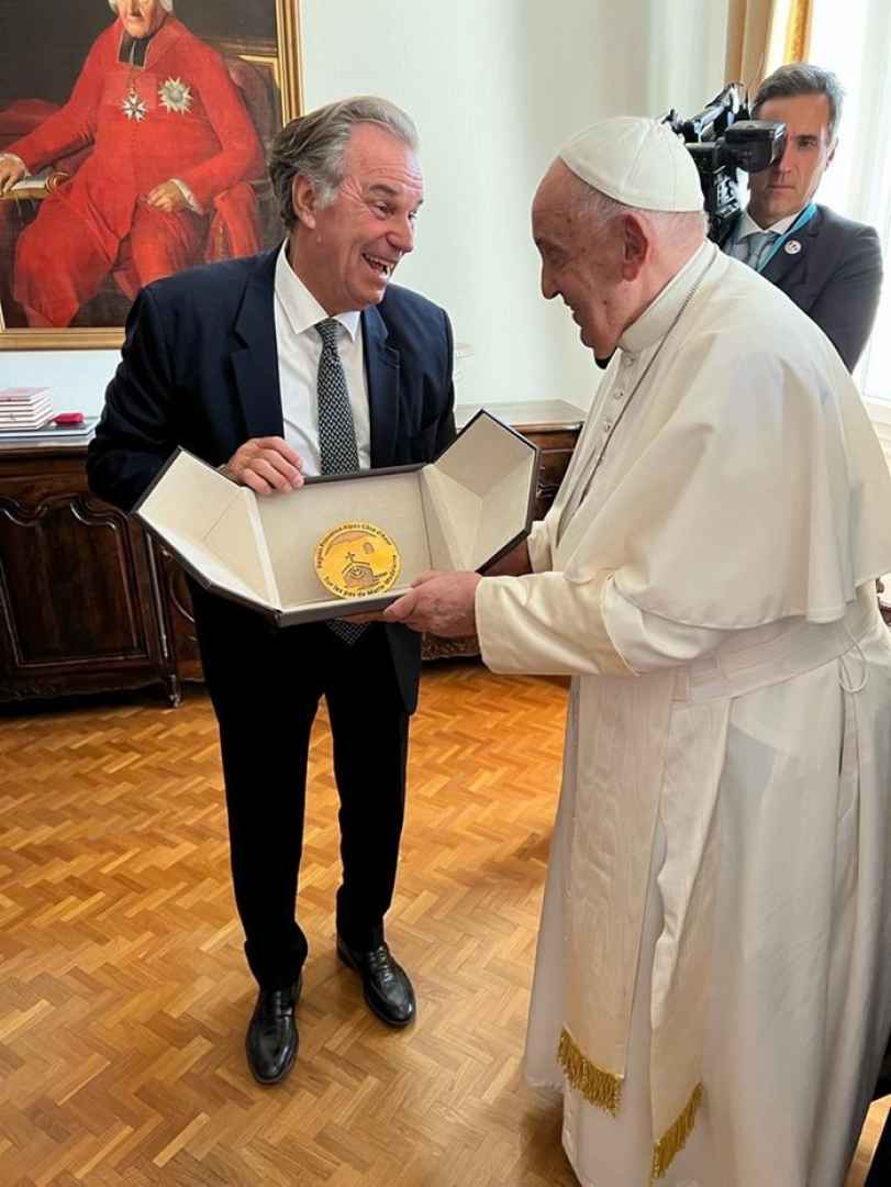 Clou du Pape : Clous de voirie en bronze